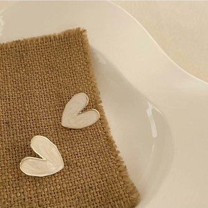 Sweet and delicate enamel earrings for women, simple and versatile for summer